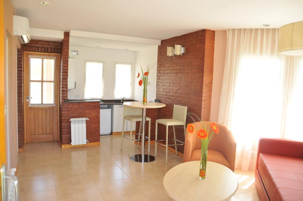 Antu Malal Hotel Plaza Huincul Ngoại thất bức ảnh