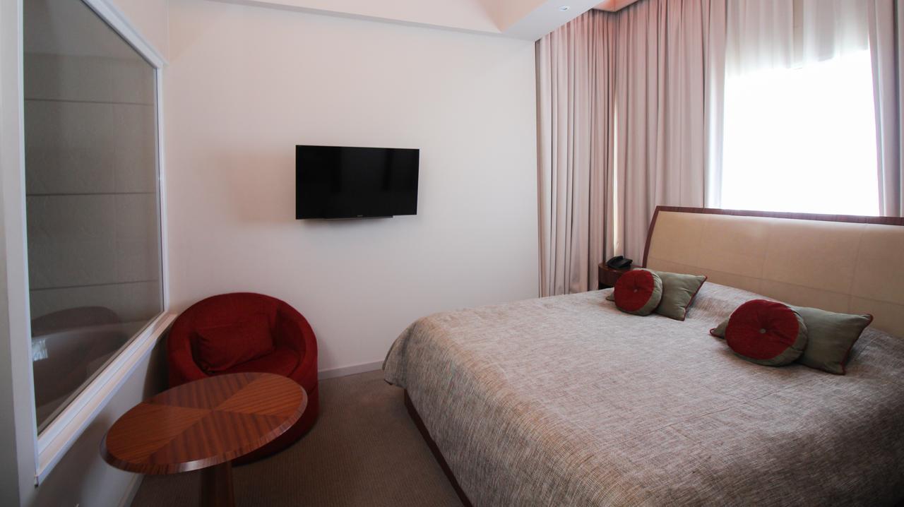 Antu Malal Hotel Plaza Huincul Ngoại thất bức ảnh