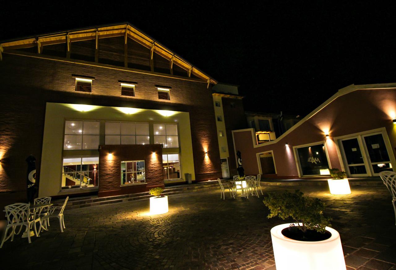 Antu Malal Hotel Plaza Huincul Ngoại thất bức ảnh